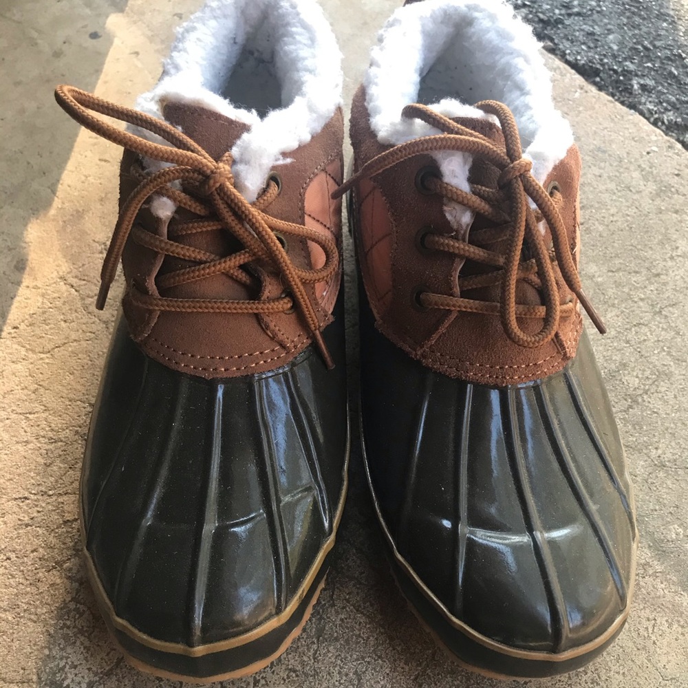 Khombu “Rain Boots” (“Duck Boots”)